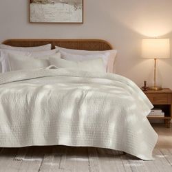 Striped Beige 100% Cotton Quilt Queen Size Bedding Sets, Lightweight, 2 Shams
