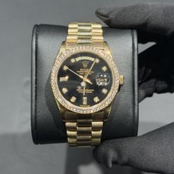 Rolex Day-Date Presidential 18k Solid Yellow Gold - 36mm - Black Dial with Natural Diamonds 💎