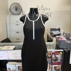 Women Sage Dress Black Size Medium 