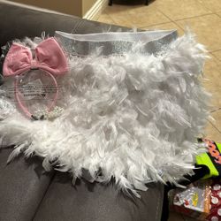 Daisy Duck Halloween costume 