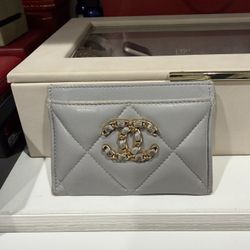 Chanel Wallet Grey 