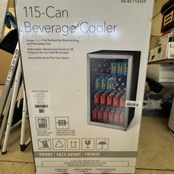 125-CAN BEVERAGE COOLER NEW $230