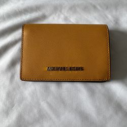 Michaeal Kors Small Pebbled Leather  Wallet 