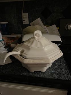 Vintage California Pottery Soup Tureen
