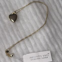 Gold Heart Necklace (Able to add a picture inside the necklace