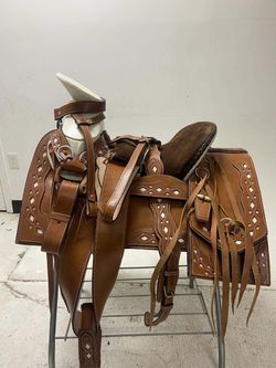 Montura charra de cuero