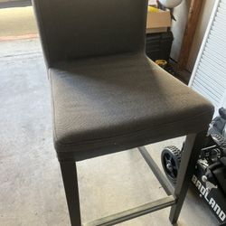 High chairs for bar (2)