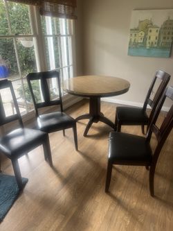 Table Set With 4 Chairs