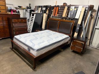 Queen bedroom set with mattress $499