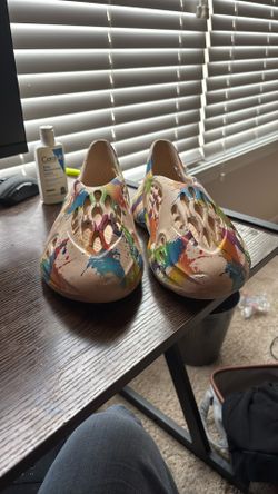 Yeezy Foam Runners (Custom Painted) – $70