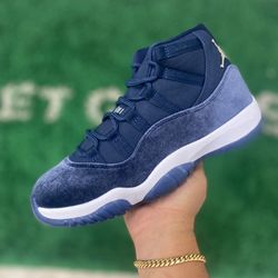 Air Jordan 11 Retro "Midnight Navy"