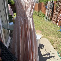 Beautiful To Get Married In Or Have A Bridesmaids Dress Or Go To A Prom It's A Small Like Probably A Four Or A Five