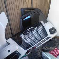 2009 Audi A4 Front Bumper Cover