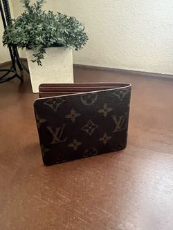 Authentic Louis Vuttion mens wallet