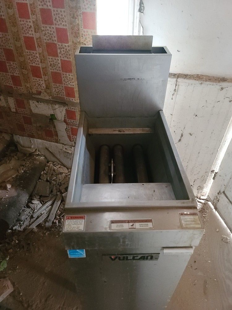 Commercial Gas Fryer