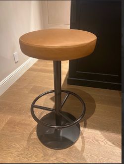 2 Restoration hardware Falun Swivel leather barstools counter high Bar stools 30” high. Paid $1000 each