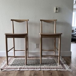 Dining Chairs / Bar Stools / Counter Height (2)
