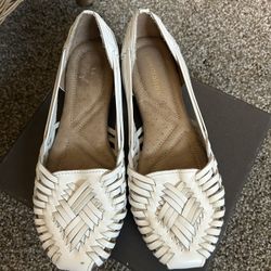 Naturalizer White Leather Haurache Flats