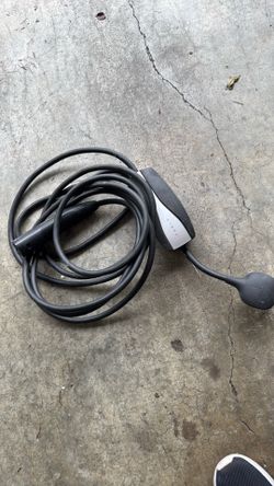 Tesla car charger
