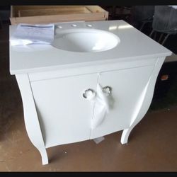 Vanity 31 In X  22 In New%