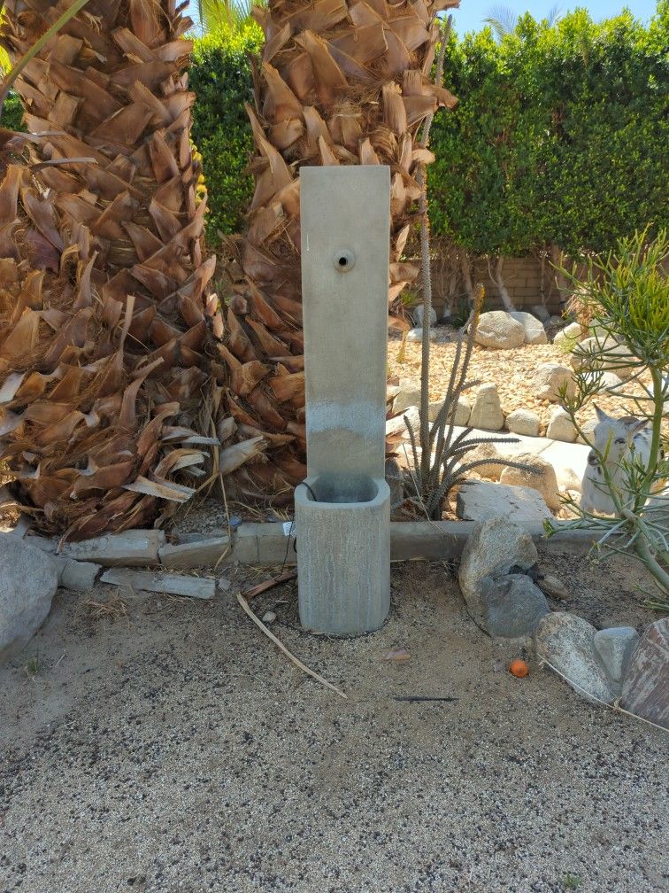 Modern 5' Fountain