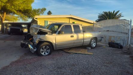 Parts ONLY off NBS Silverado Short Bed Truck Parts, Good V6 Engine, No Trans, Good Interior.
