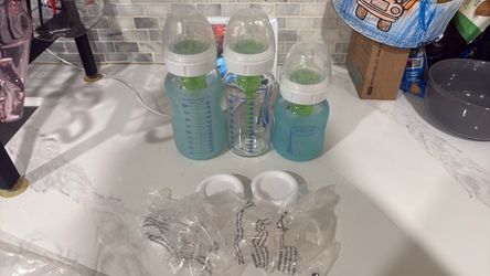 Glass Baby Bottle Wide-Neck - Dr Browns