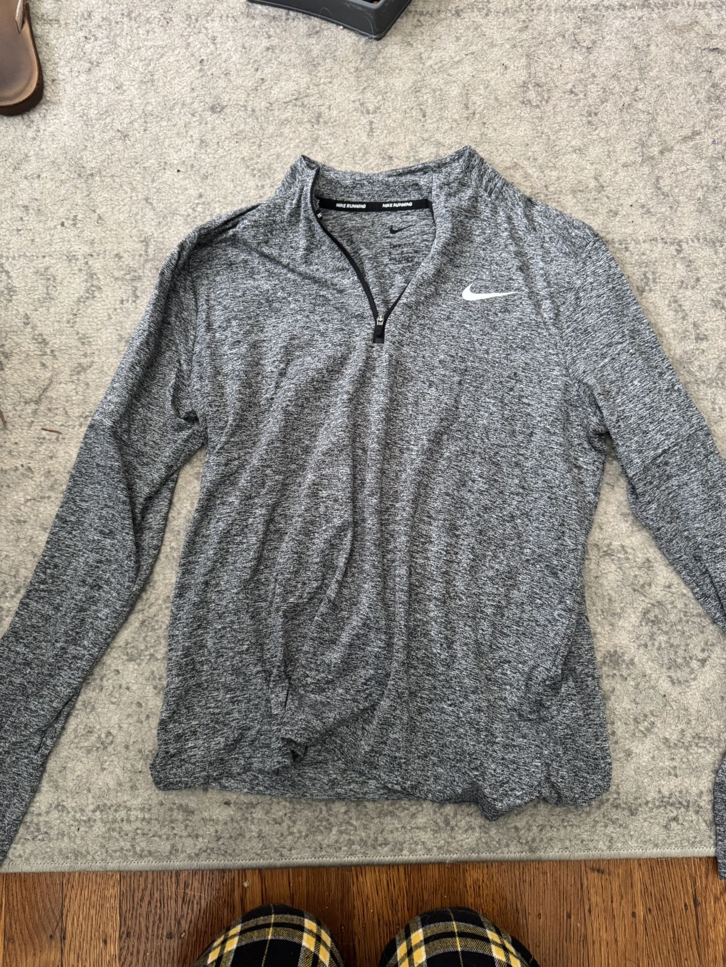 Nike Women’s 1/4 Zip