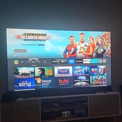 Amazon Fire TV 55" Omni QLED Series 4K UHD smart TV, Dolby Vision IQ, Fire TV