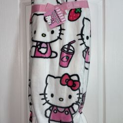 Hello Kitty Throw ( Read Description) 