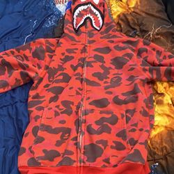 RED BAPE hoodie Camo Full Zip Barely Used