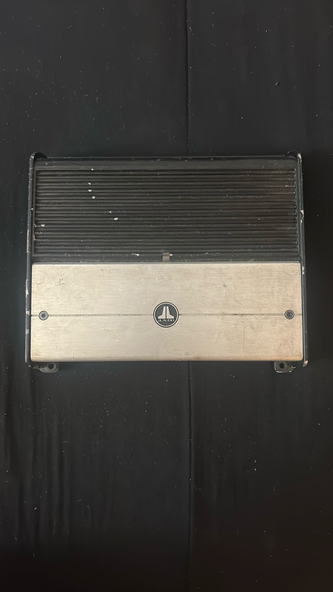 JL AUDIO 600 WATT AMP