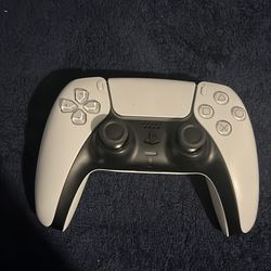 PS5 controller