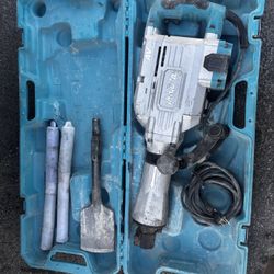 Makita Demolition Hammer 