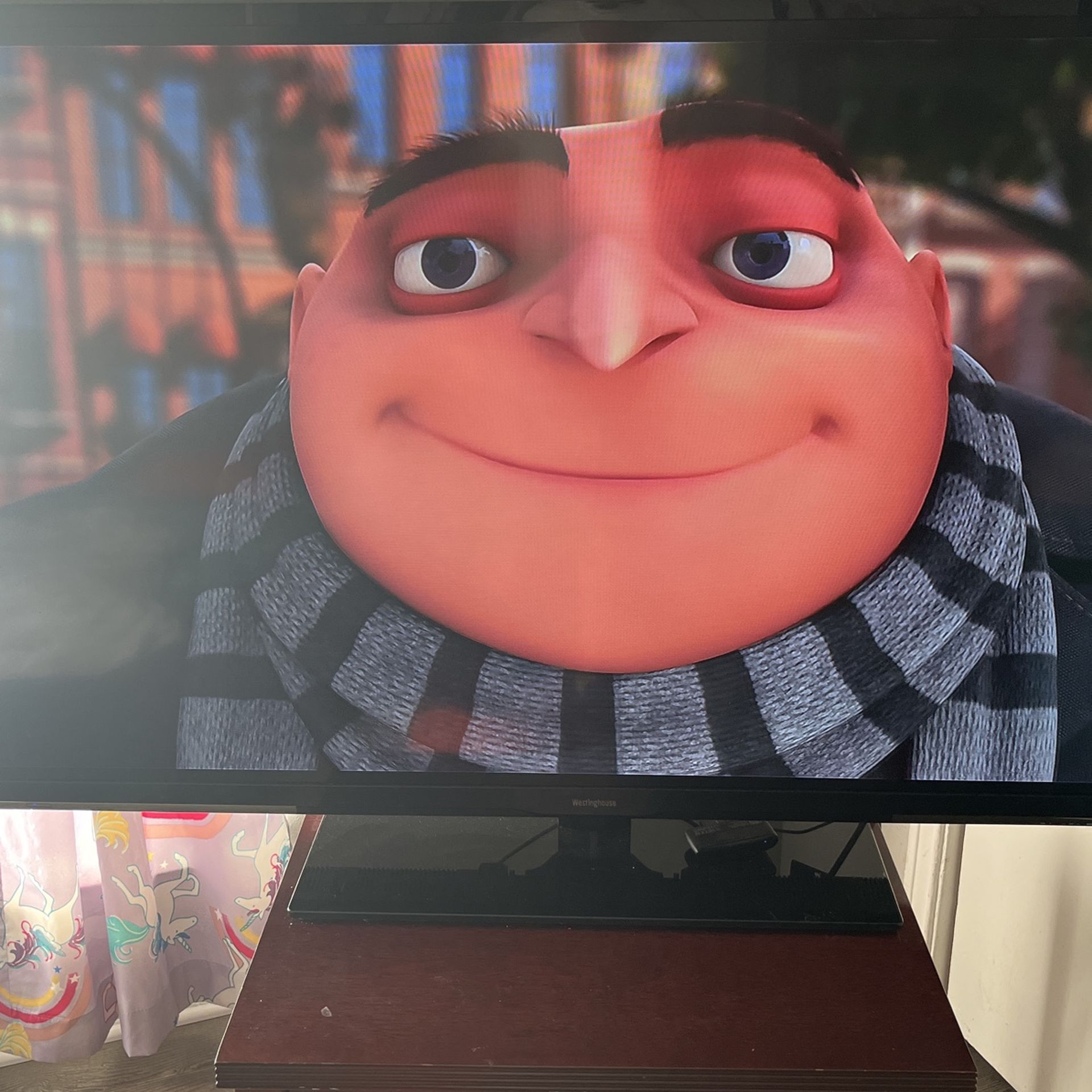 Westinghouse 55inch Plasma Tv W/ Roku