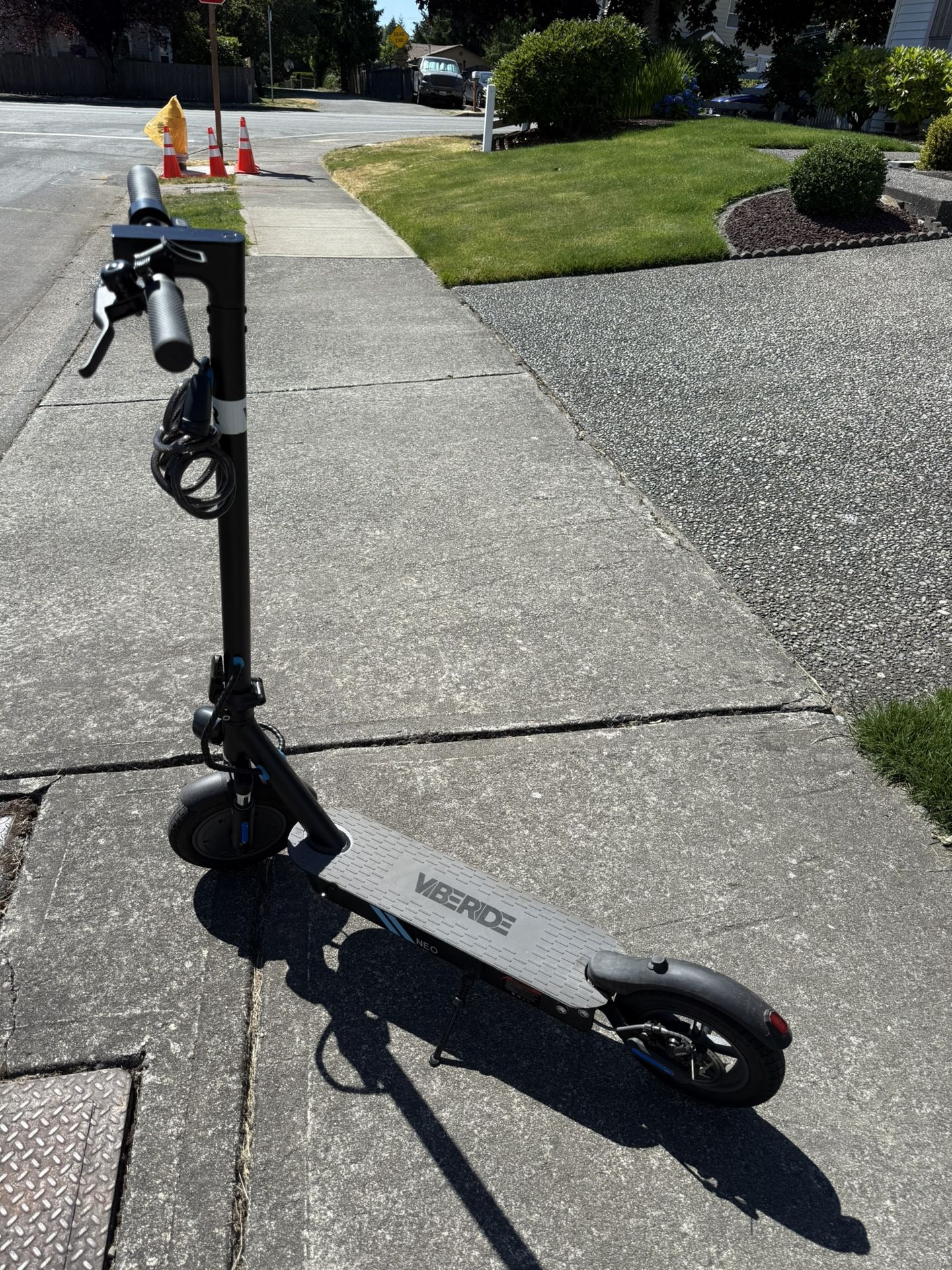 22MPH Viberide electric scooter (price can be negotiated)