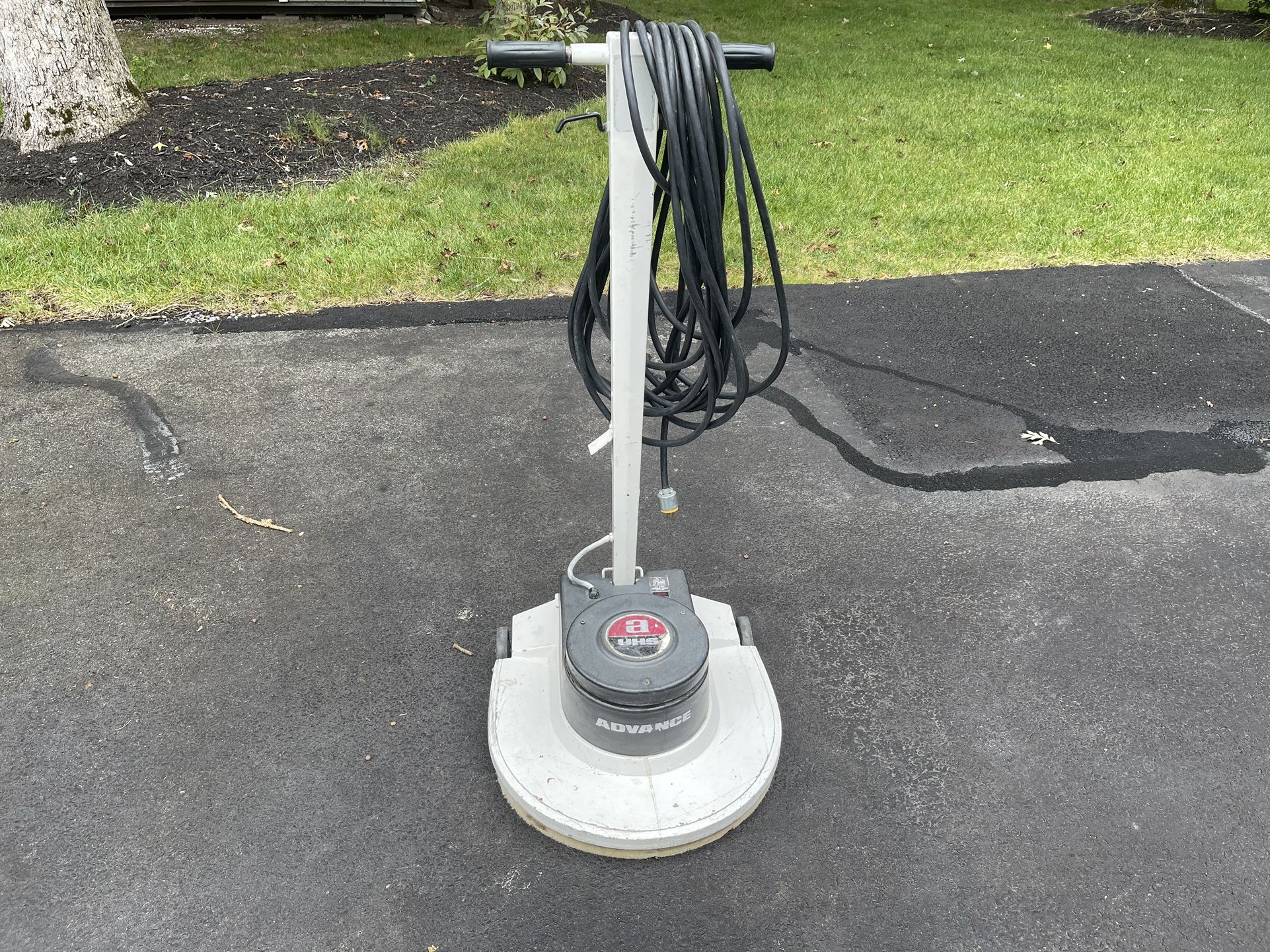 Advance Floor Burnisher