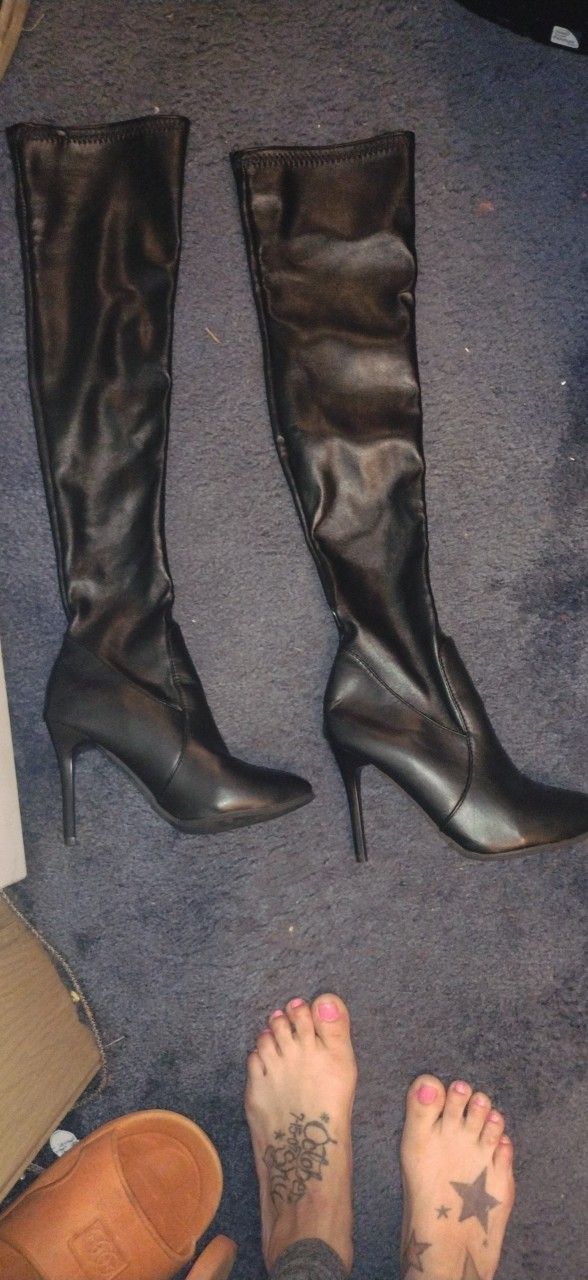 Tom Ford Knee High Boots