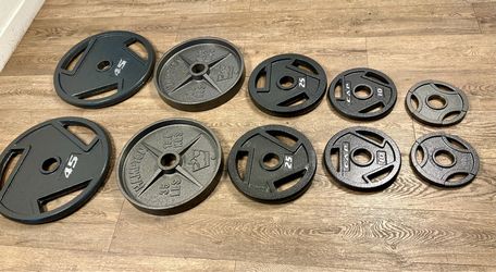 BRAND NEW Set Of Olympic Cast Iron Weight Plates  from 5s to 45s  Pounds [Total: 240 lbs]