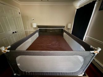 Queen‑Size Toddler Safety Bed Rail Set