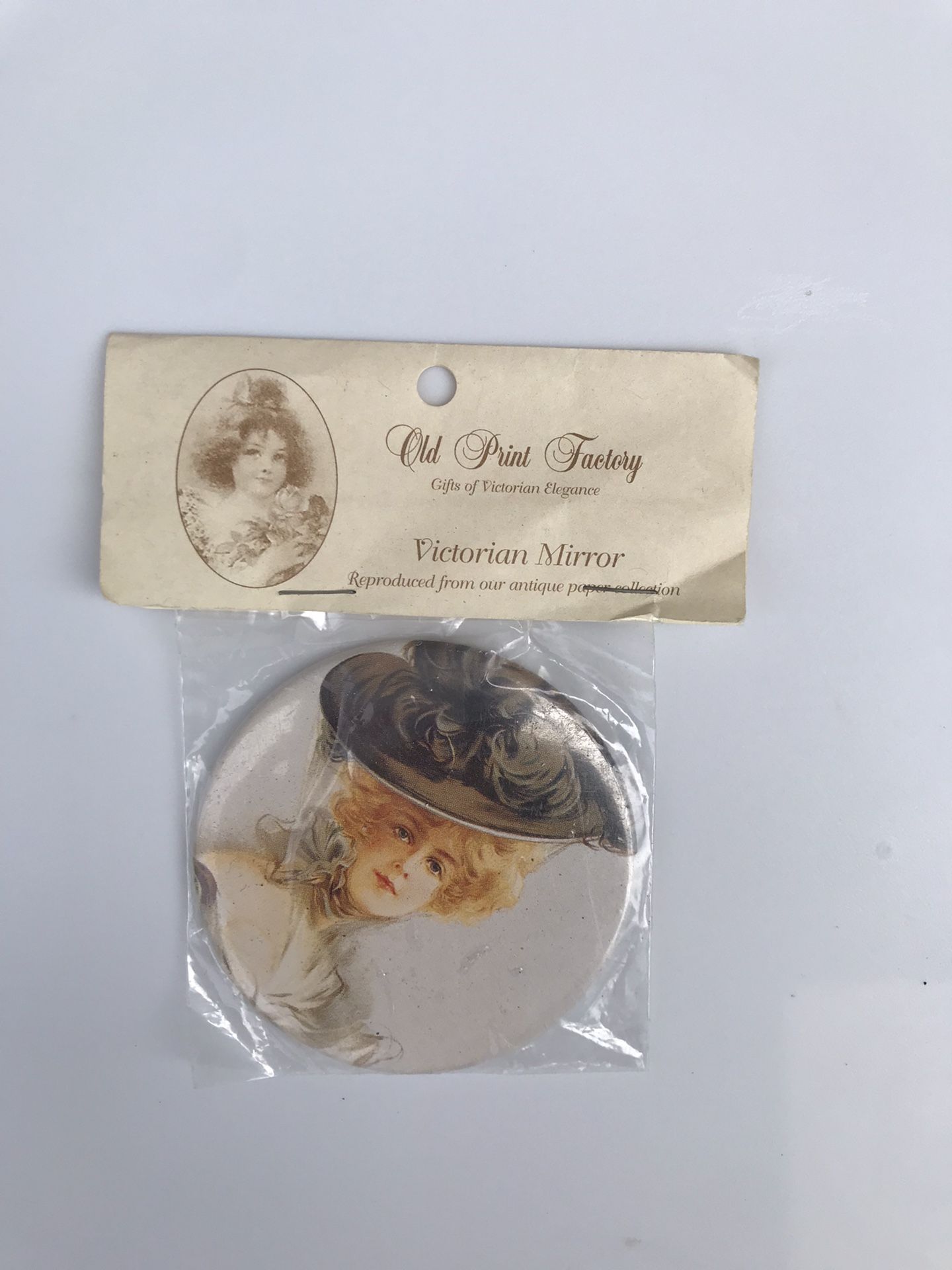 Vintage Compact Mirror