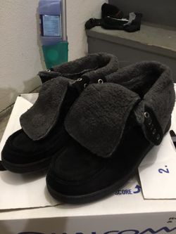 Ipath Shearling Shoes for Sale in San Diego CA OfferUp