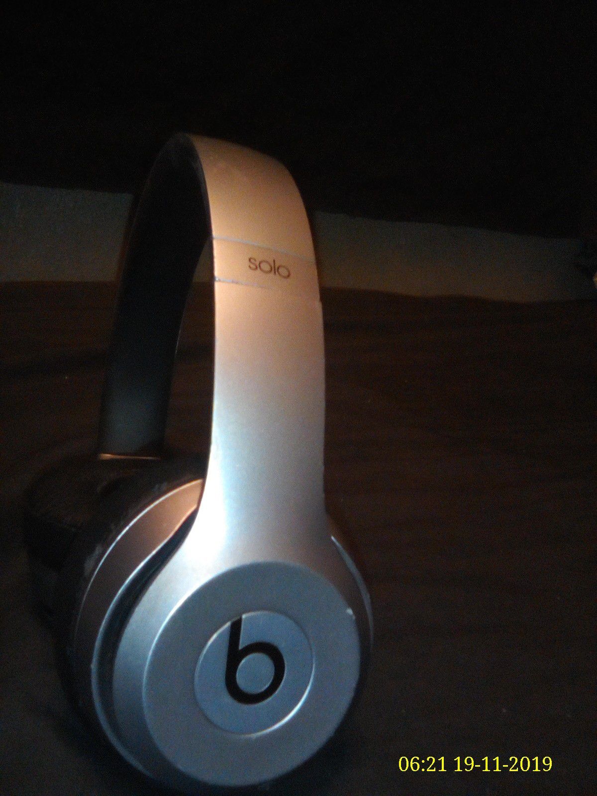 Beats Solo wireless headphones by Dre
