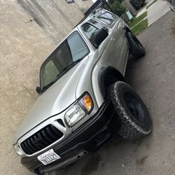 2004 Toyota Tacoma