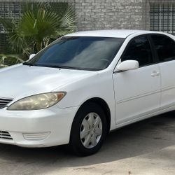 2006 Toyota Camry LE