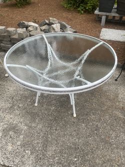 48” Lloyd Flanders Round Glass Top Outdoor Dining Table - Compare @$300+