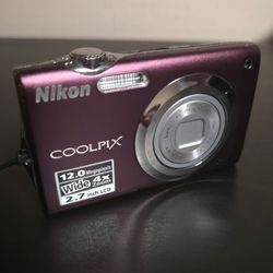 Nikon Coolpix S300