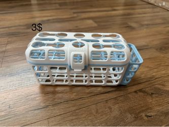 Munchkin Dishwasher basket for binkies and bottles and pacifiers
