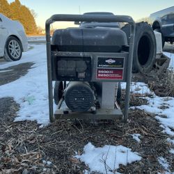Briggs & Stratton 5500 W storm responder