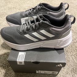 Adidas Running Shoes MOVING SALE 🚨🚨